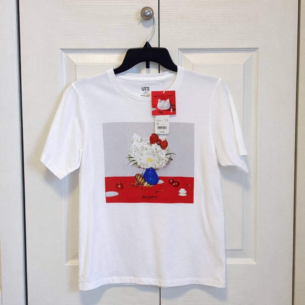 Uniqlo UT Hello Kitty T-Market Tee XS – Yuni Yoshida Design NWT